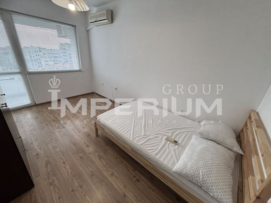 Дава се под наем Двустаен апартамент в Варна, Център - 65 кв.м за 548.25 € - Снимка #3