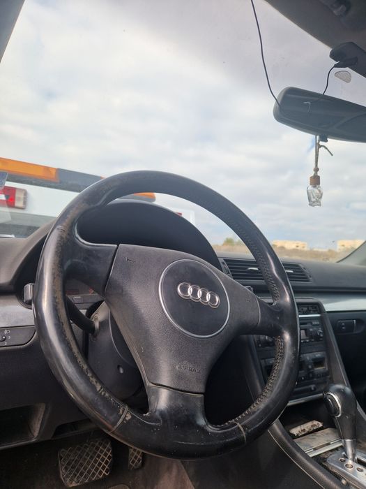 Audi A4 B6 (НА ЧАСТИ)