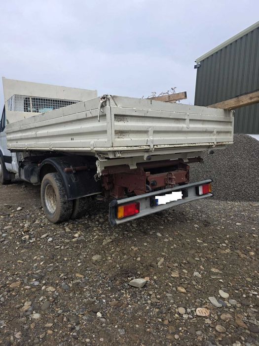 Iveco Daily 2002 2.8 Diesel – Stare buna, negociabil