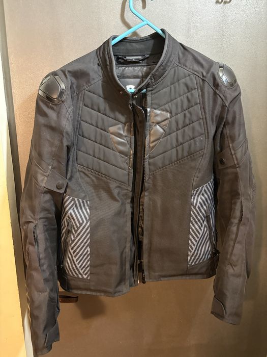 Мото яке Revit ARC H2O