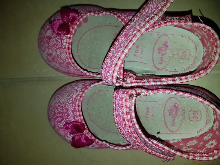 Детски пролетни обувки 25н