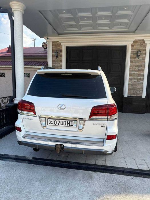 Продается Lexus 570 LX Sport