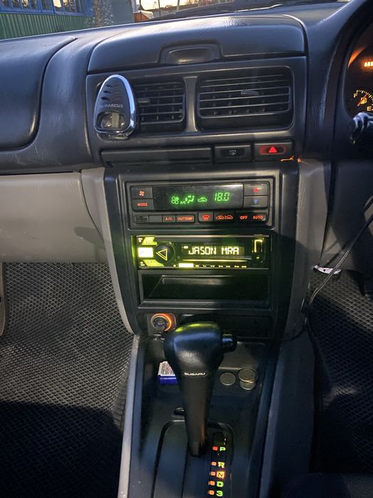 Субару форестер 1997год автомат