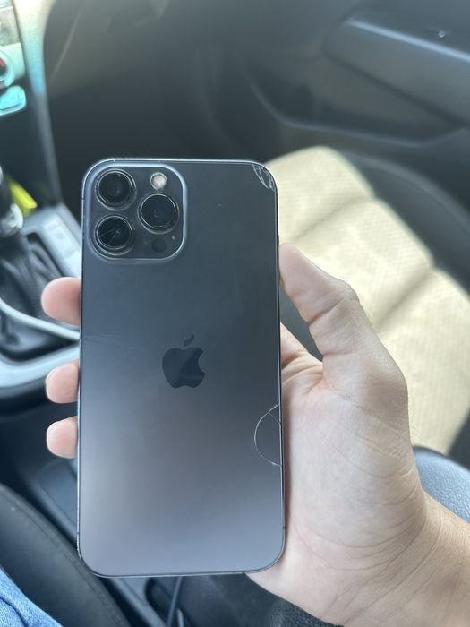 продаю Iphone 13 Pro Max
