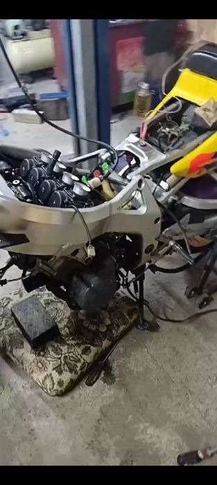 Honda cbr 900rr sc33