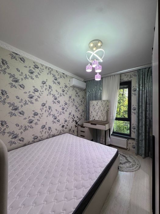 Продаю сваю квартиру golden house