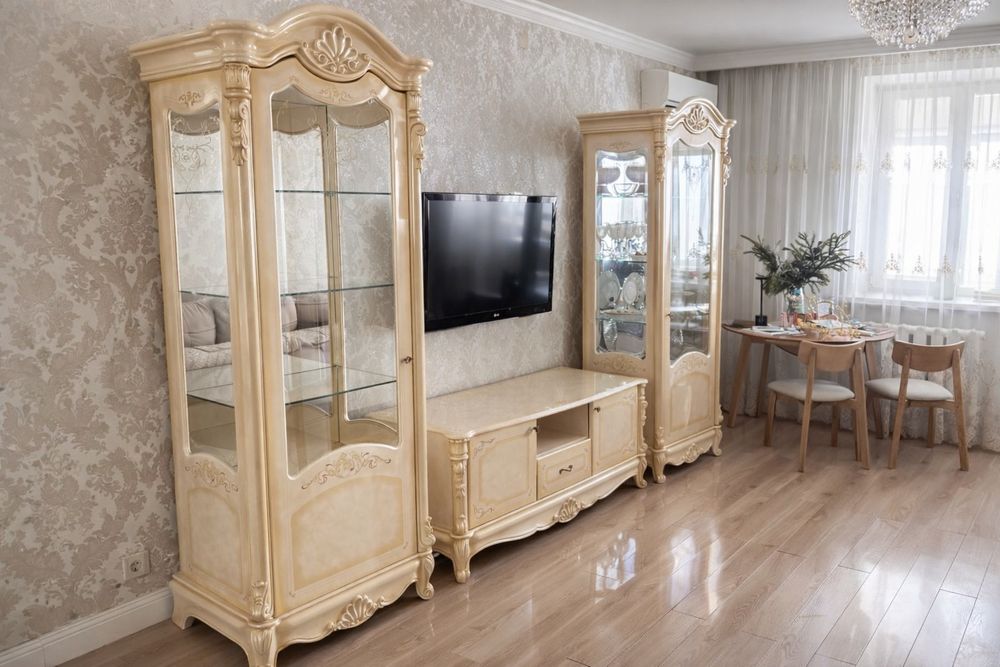 Горка для зала с TV тумбой