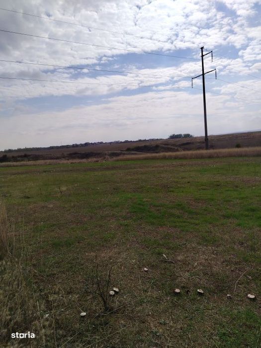 Teren intravilan zona Damila, 800 mp cu deschidere de 40m