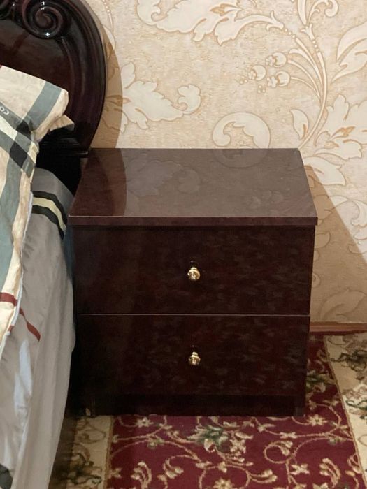 Спальный гарнитур