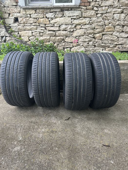 Летни Гуми Dayton - 245/40 R18 97Y