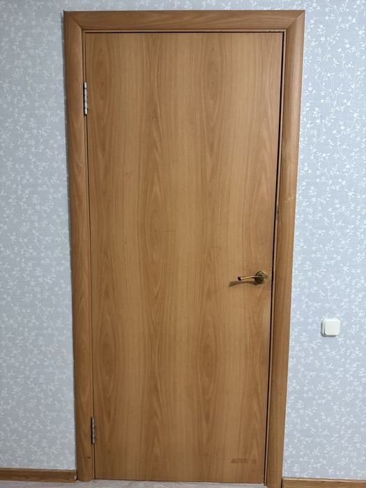 Продам межкомнатные двери.