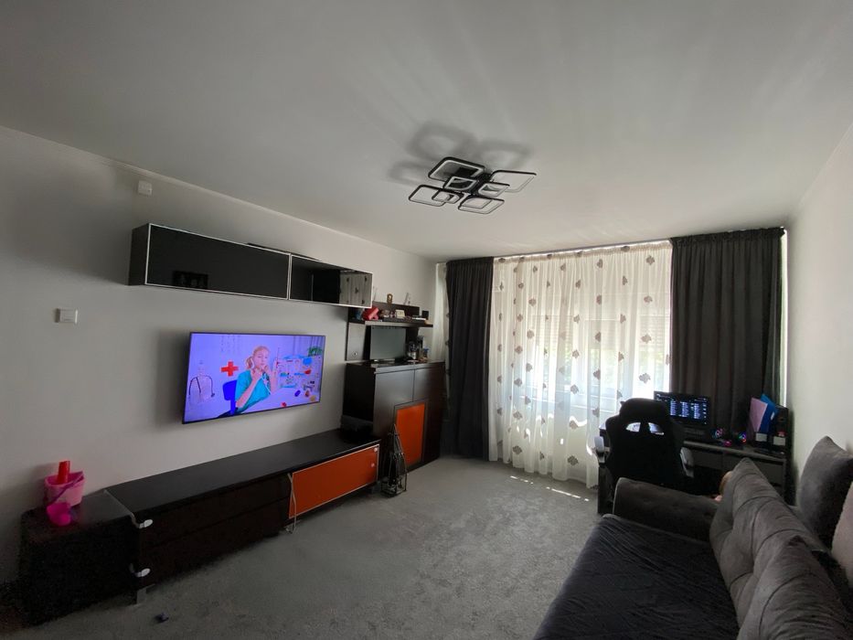 Apartament 2 camere, etaj 1, complet mobilat și utilat