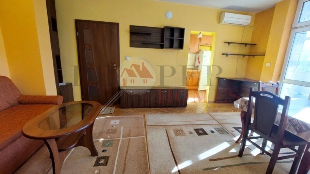 Дава се под наем Тристаен апартамент в Велико Търново, Бузлуджа - 85 кв.м за 338.64 € - Снимка #1