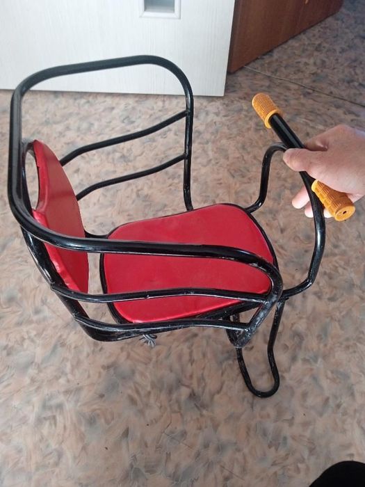 Продам детское велокресло