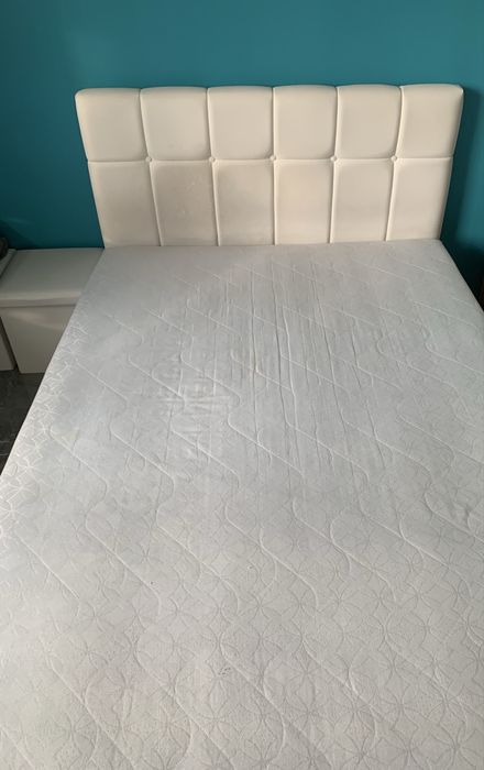 Тапицирано легло 140/207 см