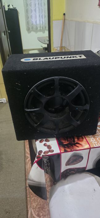 Stații si boxe de vânzare