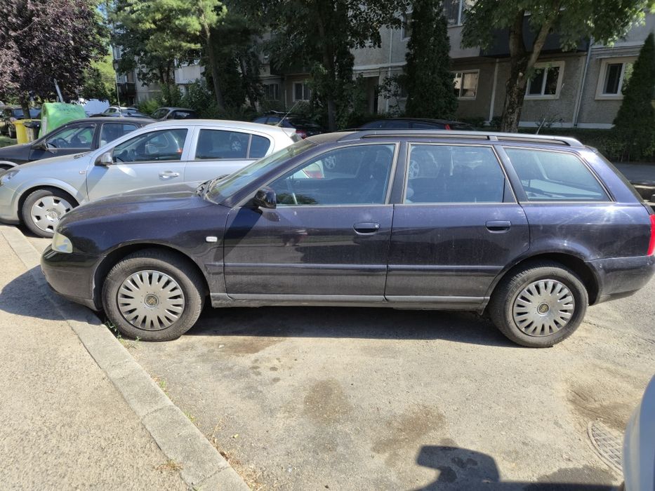 AUDI A4 Avant 2001 — imagine 3
