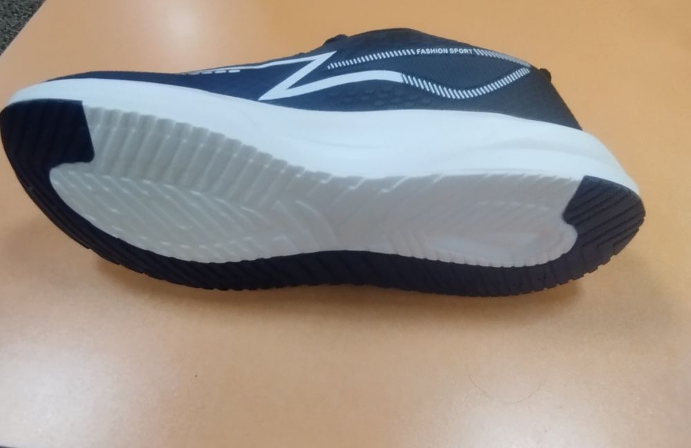 Мъжки маратонки 6465 в синьо и бяло