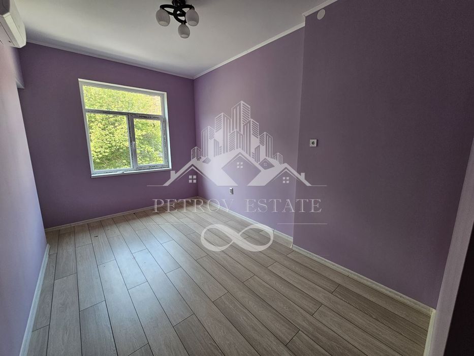 Продава се Четиристаен апартамент в Велинград - 200 кв.м за 440 €/кв.м - Снимка #2