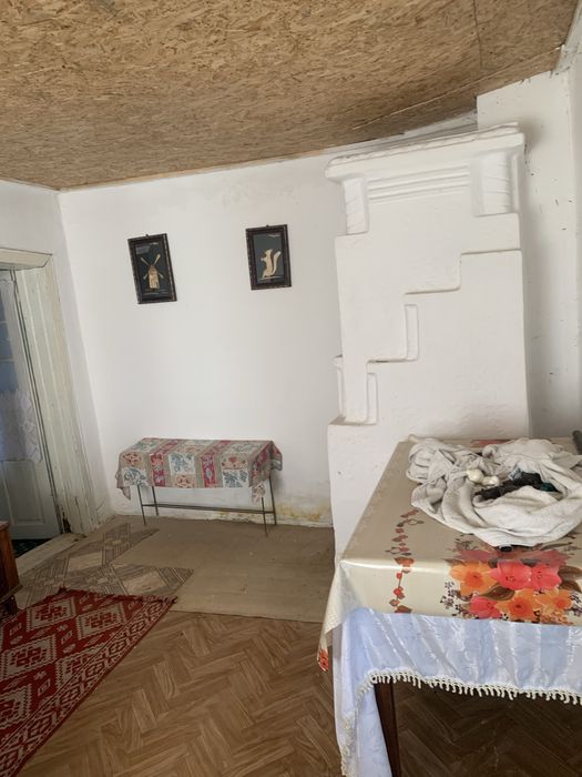 Casă la țară cu teren 1400 mp, utilități, Tătăranu, Vrancea