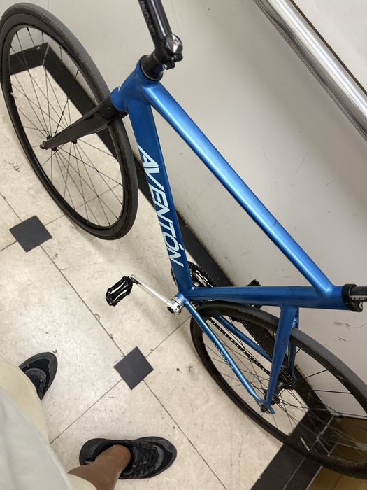 Aventon  mataro.