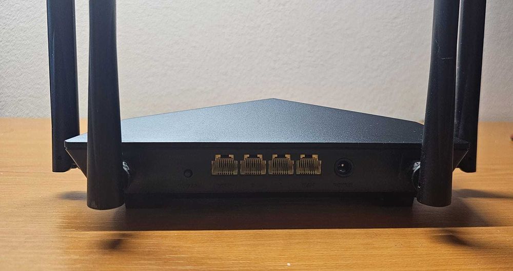 AC1200 Smart Dual-Band WIFI Router