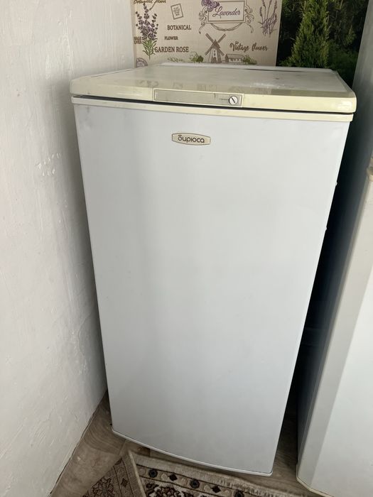 Продам Холодильник Бирюса