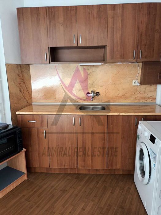 Дава се под наем Двустаен апартамент в к.к. Св.Св. Константин и Елена - 67 кв.м за 425 € - Снимка #1