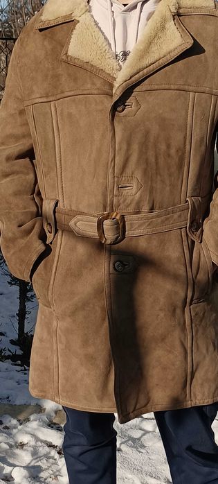 яке Esprit M-30 лв шуба № 54-40 лв