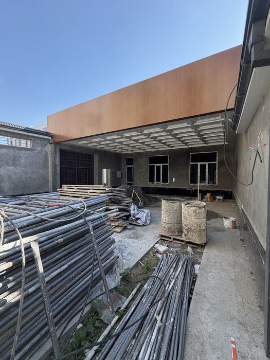 Продается таун хаус . Коттеджного типа