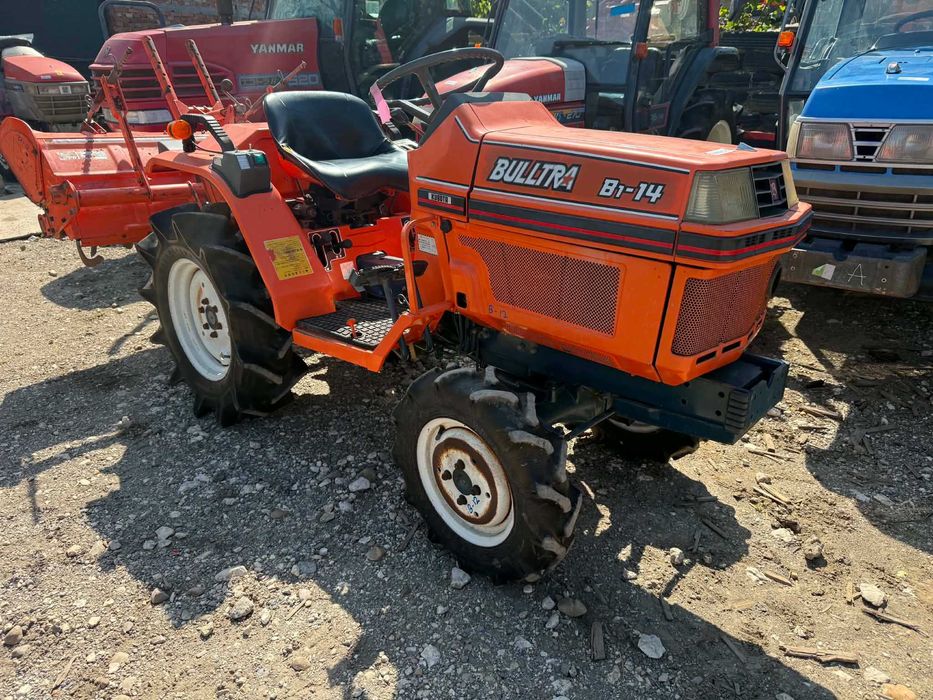 Трактор KUBOTA B1-14 4x4