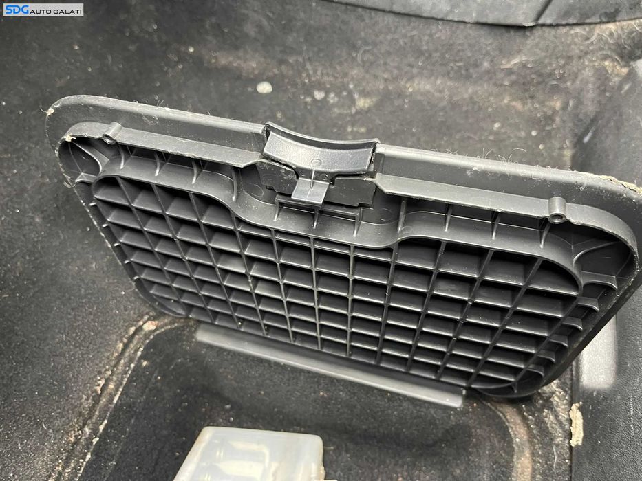 Capac Mocheta Spatiu Depozitare Stanga Fata Renault Scenic 3 2009 - 2016 [C8752]