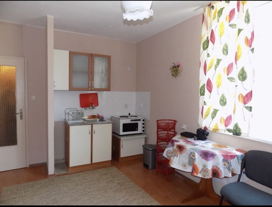 Дава се под наем Едностаен апартамент в София, Хиподрума - 25 кв.м за 298.86 € - Снимка #1
