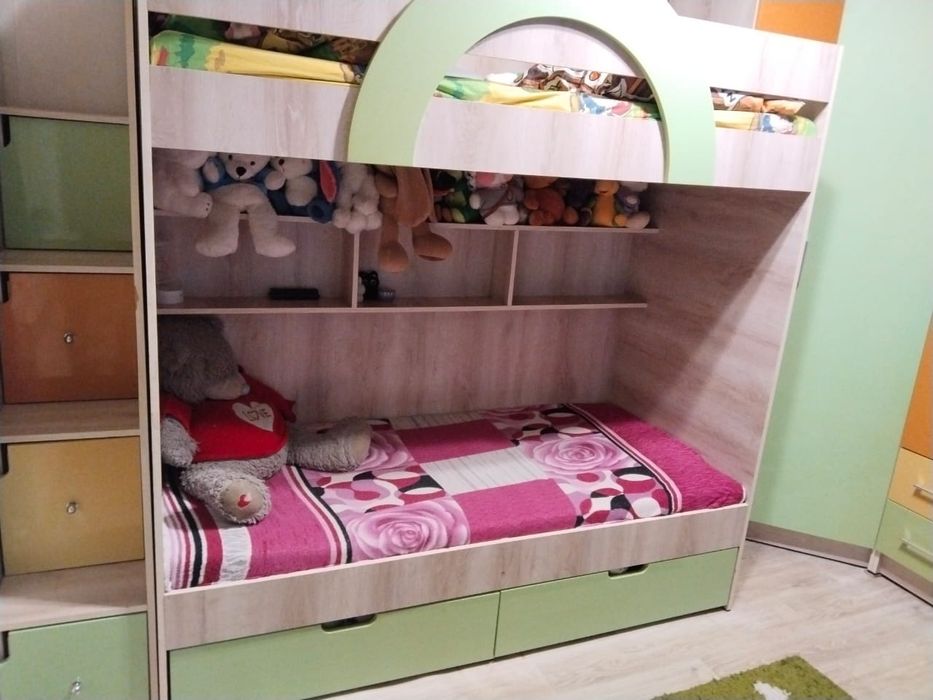 Продам двухярустную кровать