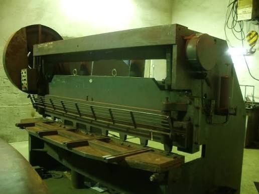 Гильотина услуги раскрой