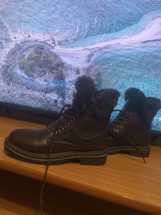 Ботинки зимние. Женские .