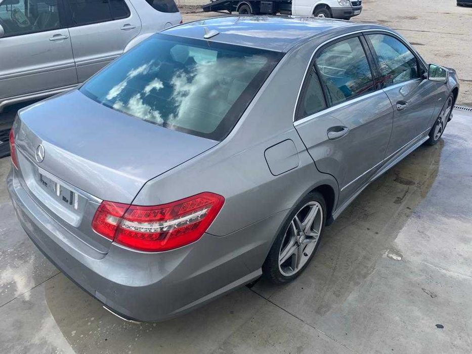 Dezmembrez mercedes e class w212 AMG/far adaptiv/bara amg/stop