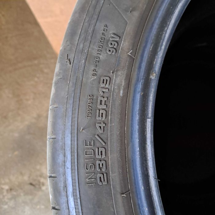 гуми GOODYEAR 235/45/19