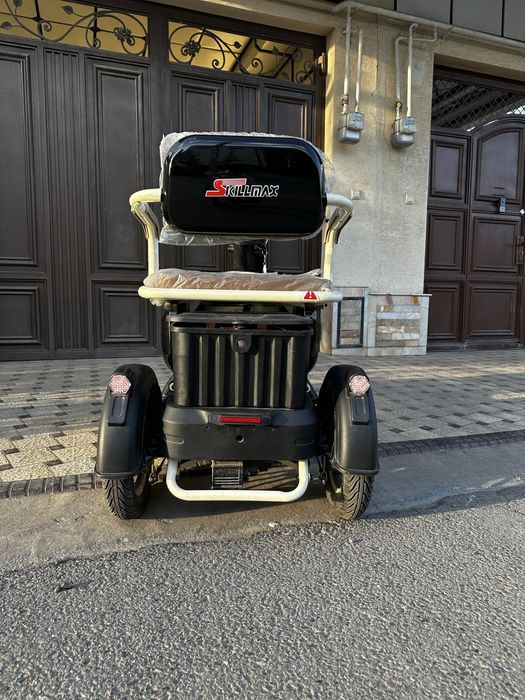 Скутер 3 балонли Трицикл