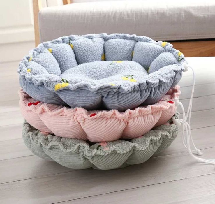 Лежанка для любимцев , в наличии и на заказ