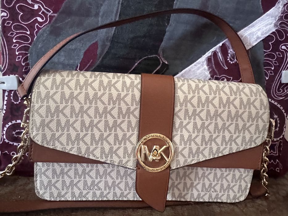 Продается сумка Michael Cors Greenwich