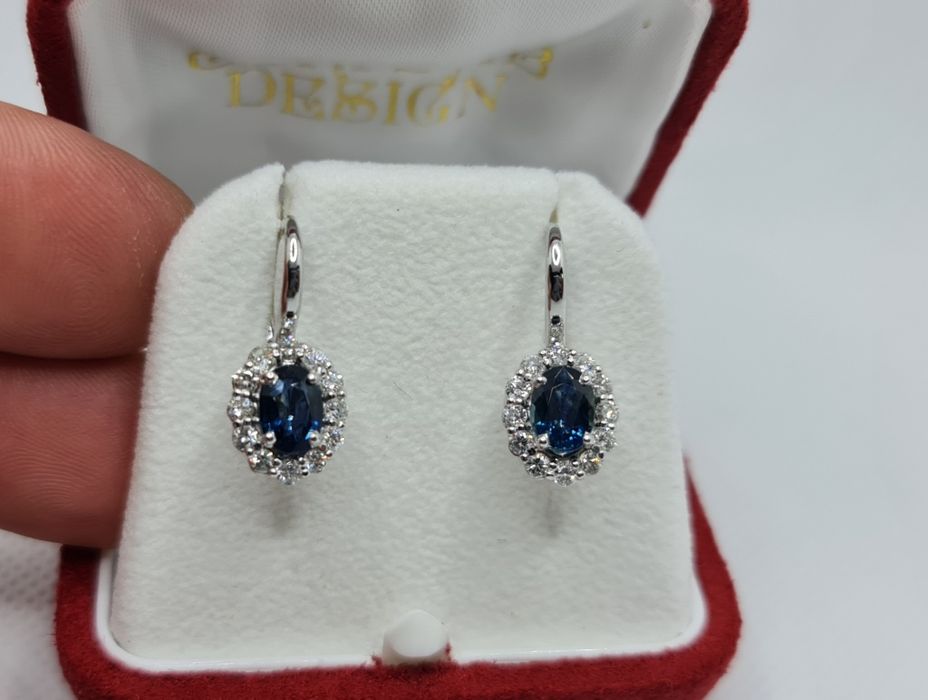 Cercei aur alb 18k cu diamante și safir albastru natural