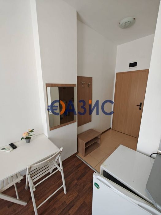 Продава се Едностаен апартамент в к.к. Слънчев бряг - 32 кв.м за 1407 €/кв.м - Снимка #6
