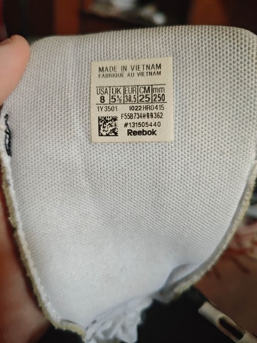 Обувки reebok 38,5
