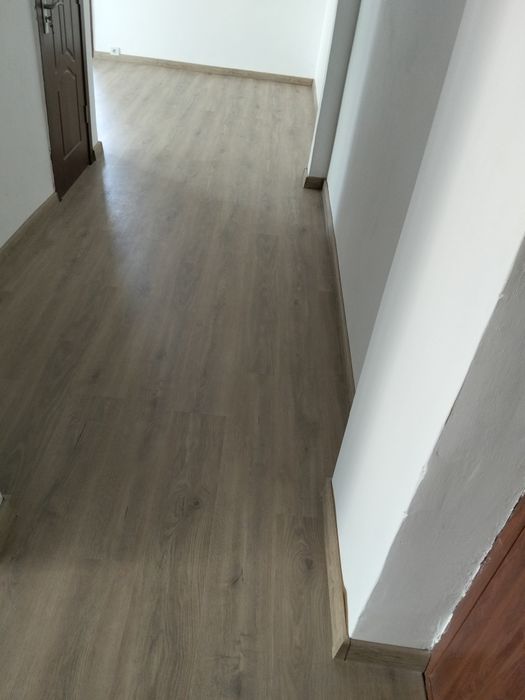 Apartament de vanzare cu trei camere