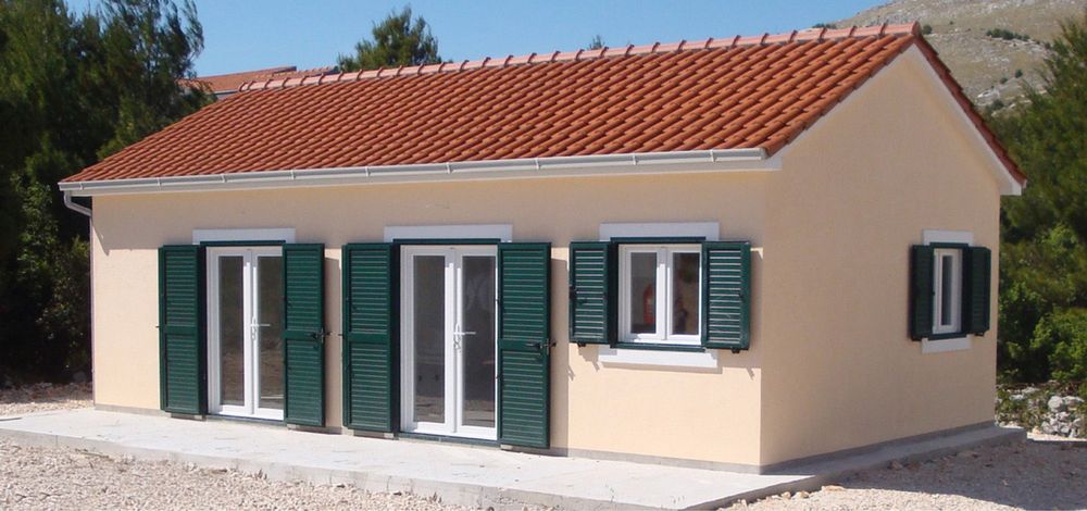 Case din panou sandwch