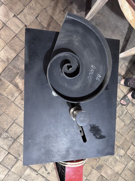 Кованная станок Зверь