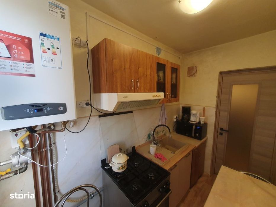 Apartament 2 camere, etaj 2, centrala proprie - Zona Steaua
