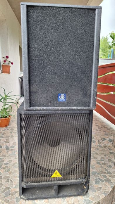 Boxe Yamaha  DBR 15 DSP 1000w subwoofer arena DB SW 500w  behringer vp1800  eurolive 1600w