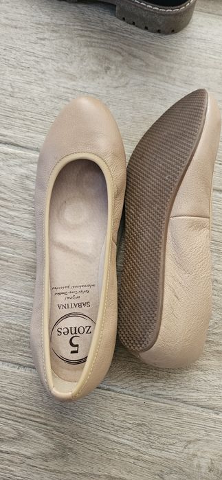 Vând balerini dama
